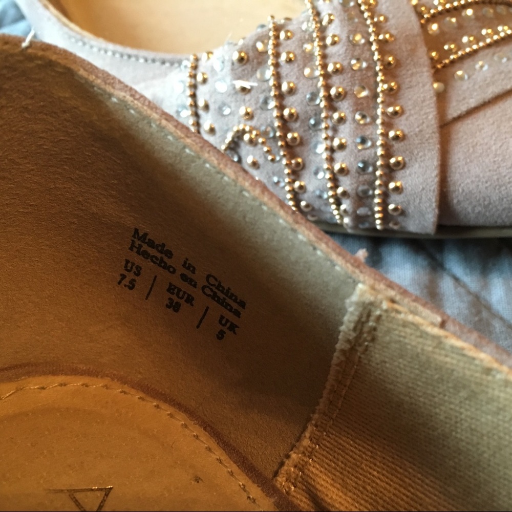 Aldo leather/suede tan/gold pointed flats - Picture 3 of 6